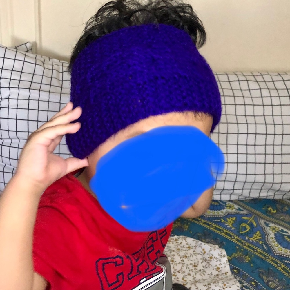 Head band/NEW 🧶 ear warmer handwoven. stretchable.